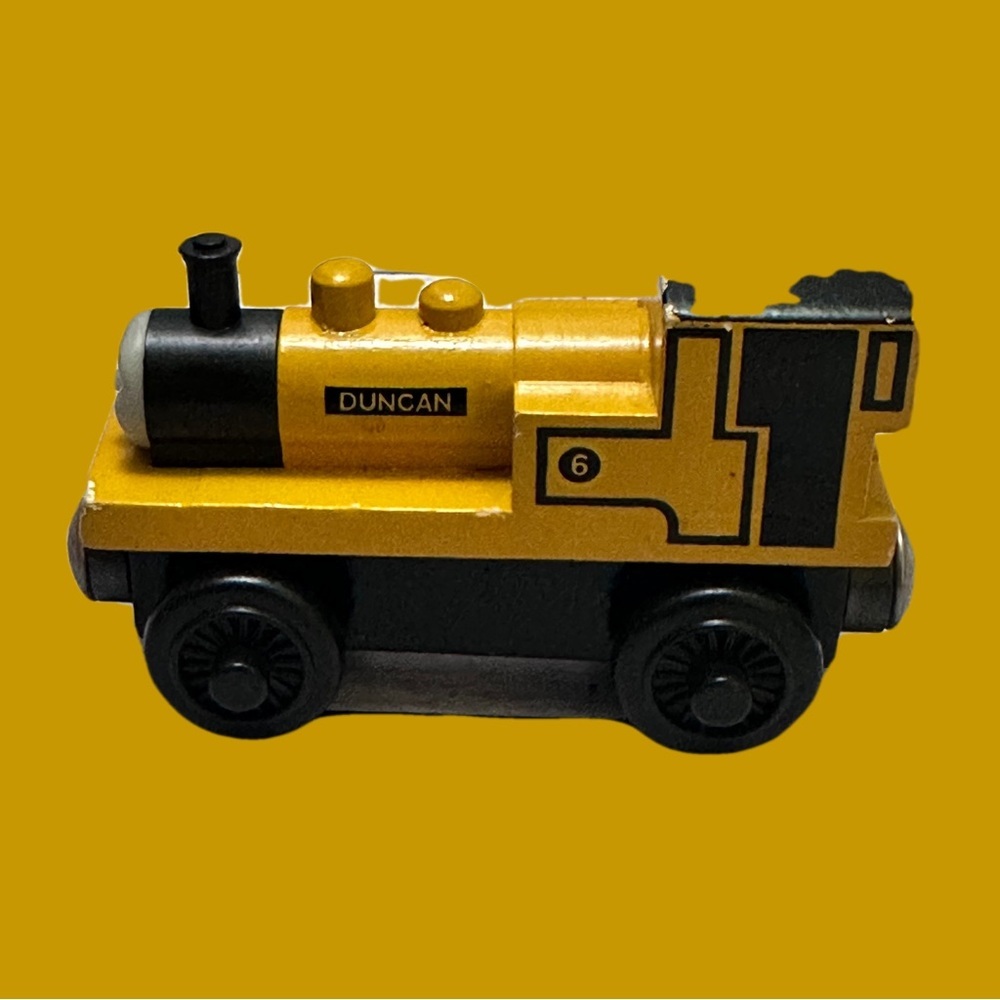 Thomas & Friends Railway wooden DUNCAN #6  vintage train 1997